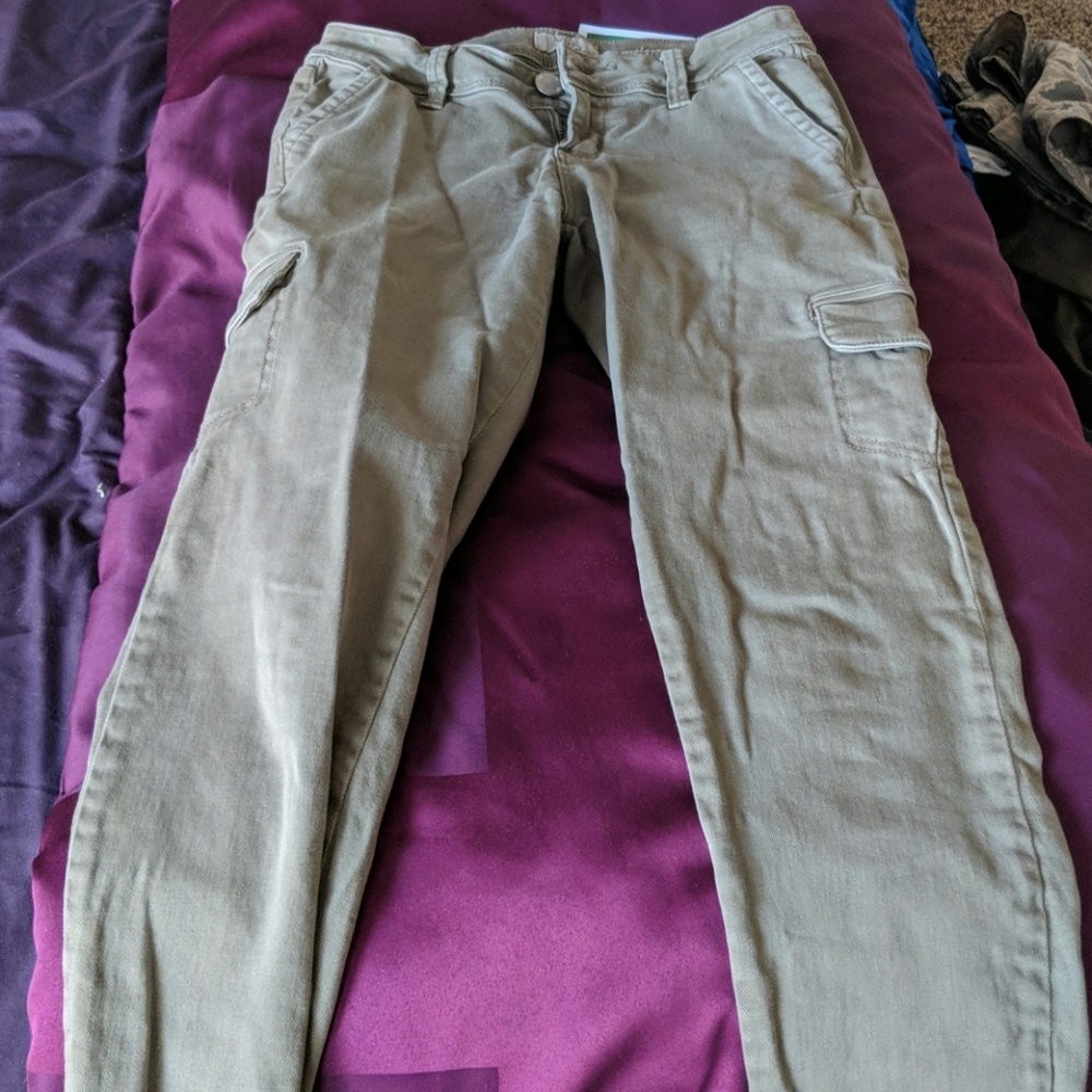 Anklet cut pants